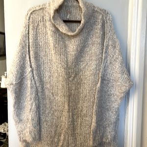 FREE PEOPLE ALPACA SWEATER / TUNIC
